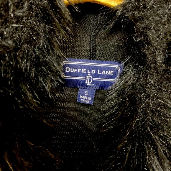 Duffield Lane black faux fur trim Sweater - Picture 2 of 2